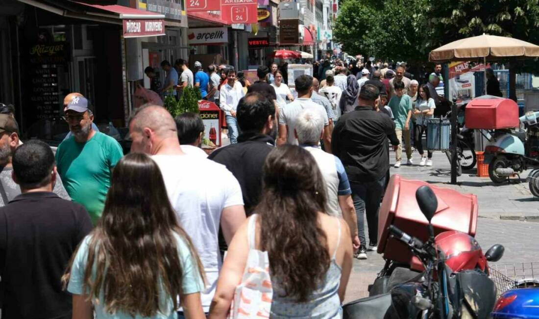 Yurt dışından Türkiye’ye göç edenlerin sayısı 2024 yılında, bir önceki