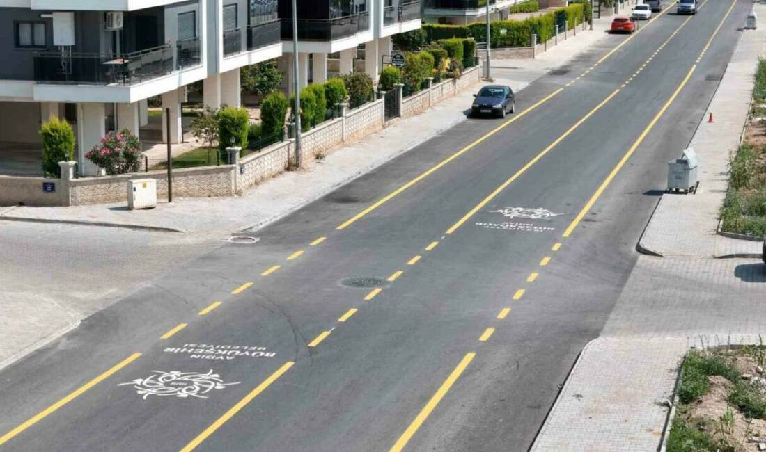 Aydın Büyükşehir Belediyesi yol yapım ve yenileme çalışmalarına devam ederken,