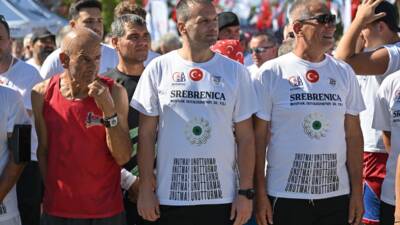 - Türkiye Bosna Sancak Derneği Başkanı Muhammet Sancaktar:
- "Bir daha