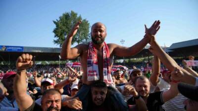 664. Tarihi Kırkpınar Yağlı Güreşleri’nde başpehlivanlık unvanı için mindere çıkan