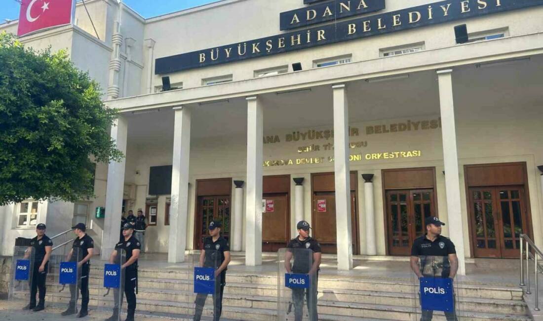 Türkiye Belediyeler Birliği Başkan Vekili ve Adana Büyükşehir Belediye Baskanı