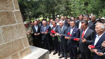 - "(Terörsüz Türkiye) Hiç merak etmeyin, şehitlerimizin ruhunu incitecek, gazilerimizin