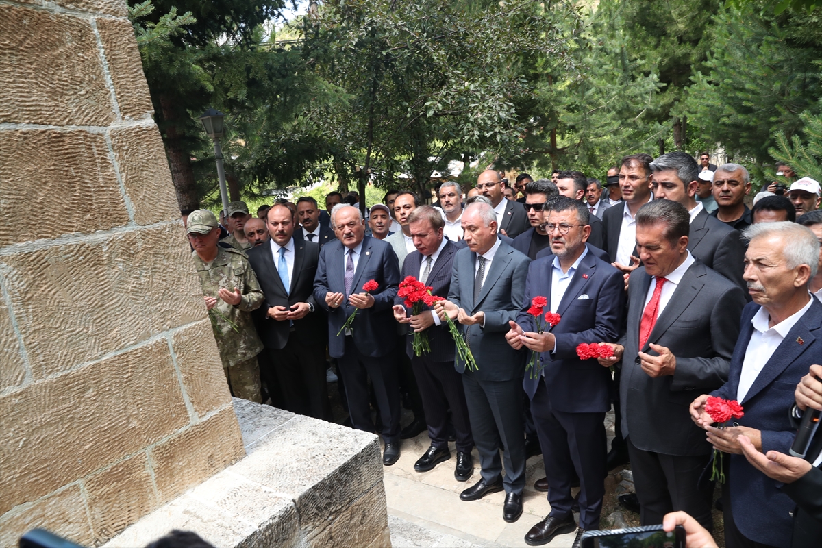 - "(Terörsüz Türkiye) Hiç merak etmeyin, şehitlerimizin ruhunu incitecek, gazilerimizin