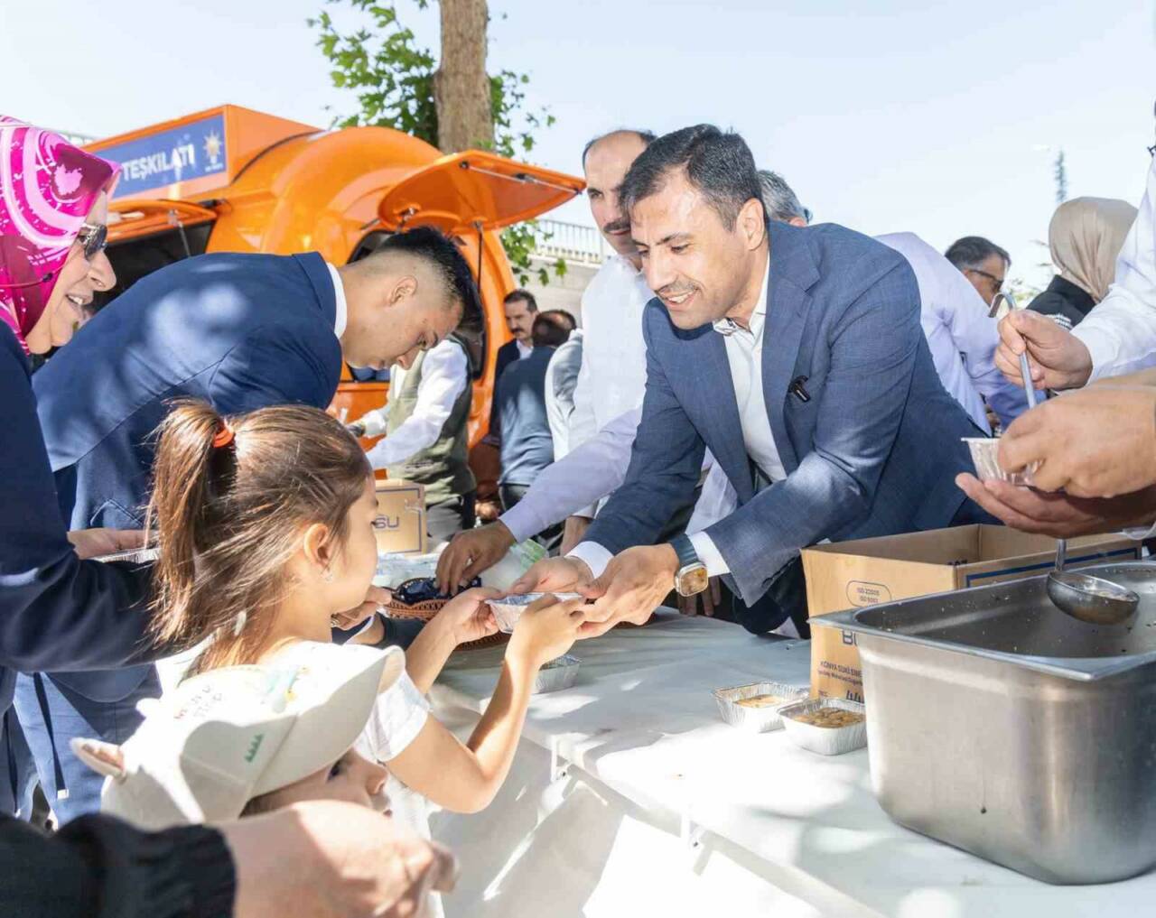 AK Parti Konya İl Başkanlığı, Muharrem ayı vesilesiyle düzenlenen aşure