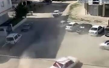 Ankara’nın Sincan ilçesinde sokak ortasında drift atan sürücü ortalığı birbirine