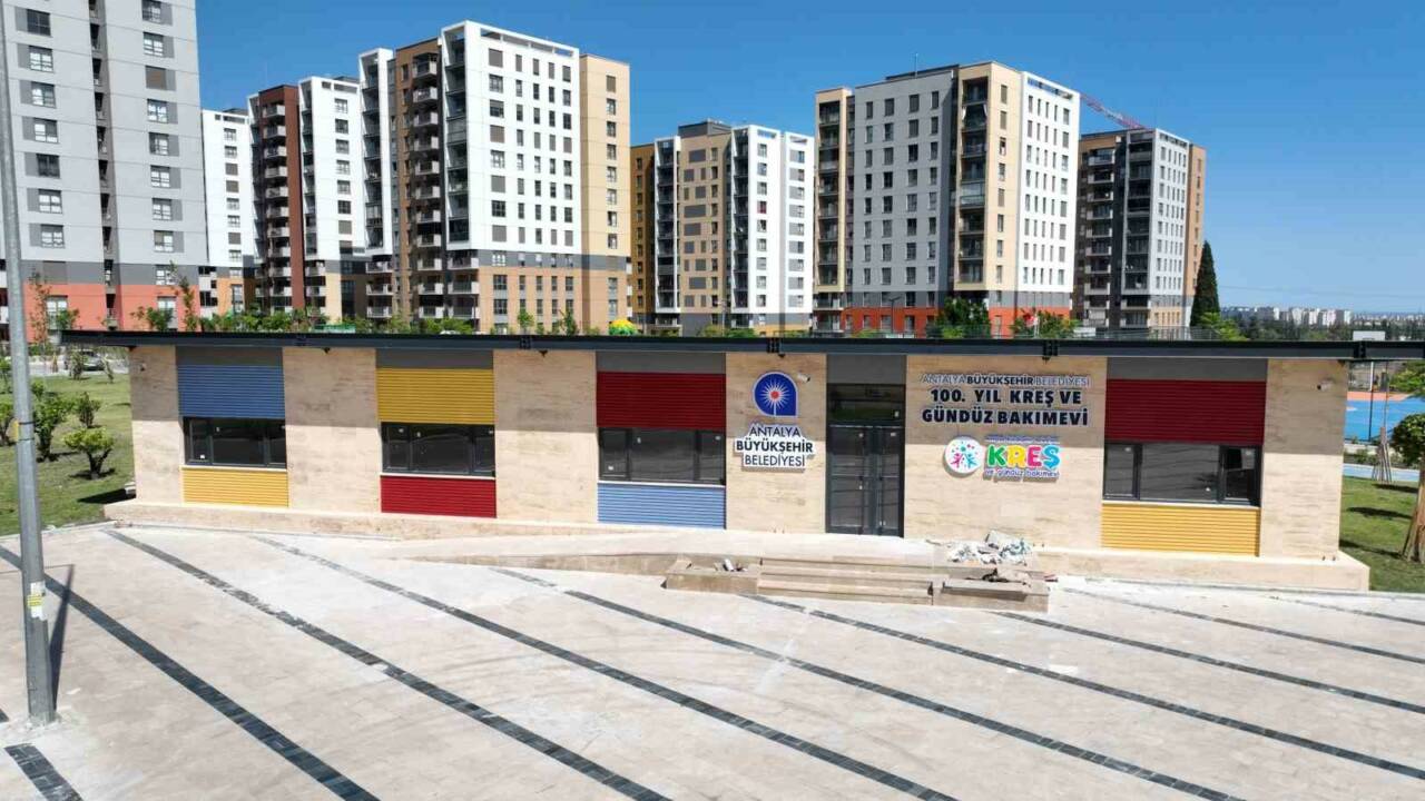 Antalya Büyükşehir Belediyesi, Çocuk Kreşi ve Gündüz Bakımevlerine yenilerini ekliyor.