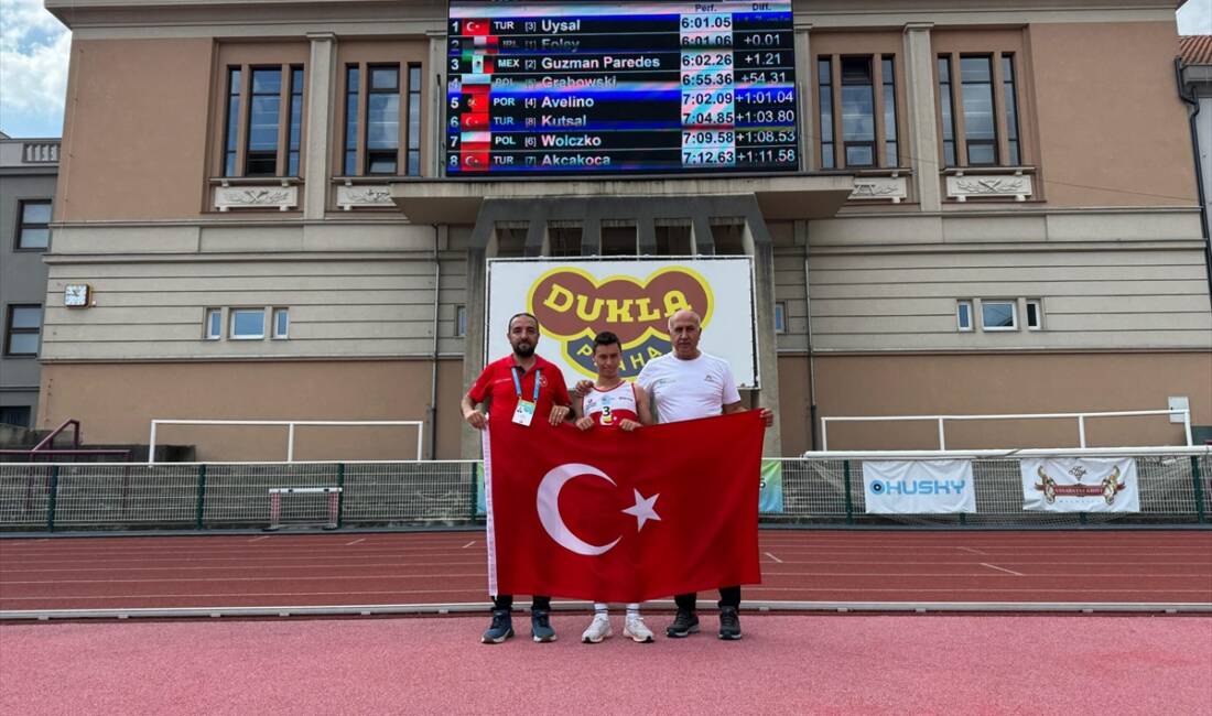 - Milli atlet Muhammet Eren Uysal, 1500 metre yarışında altın