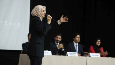 AK Parti Ağrı İl Danışma Meclisi Toplantısı’na katılan Aile ve