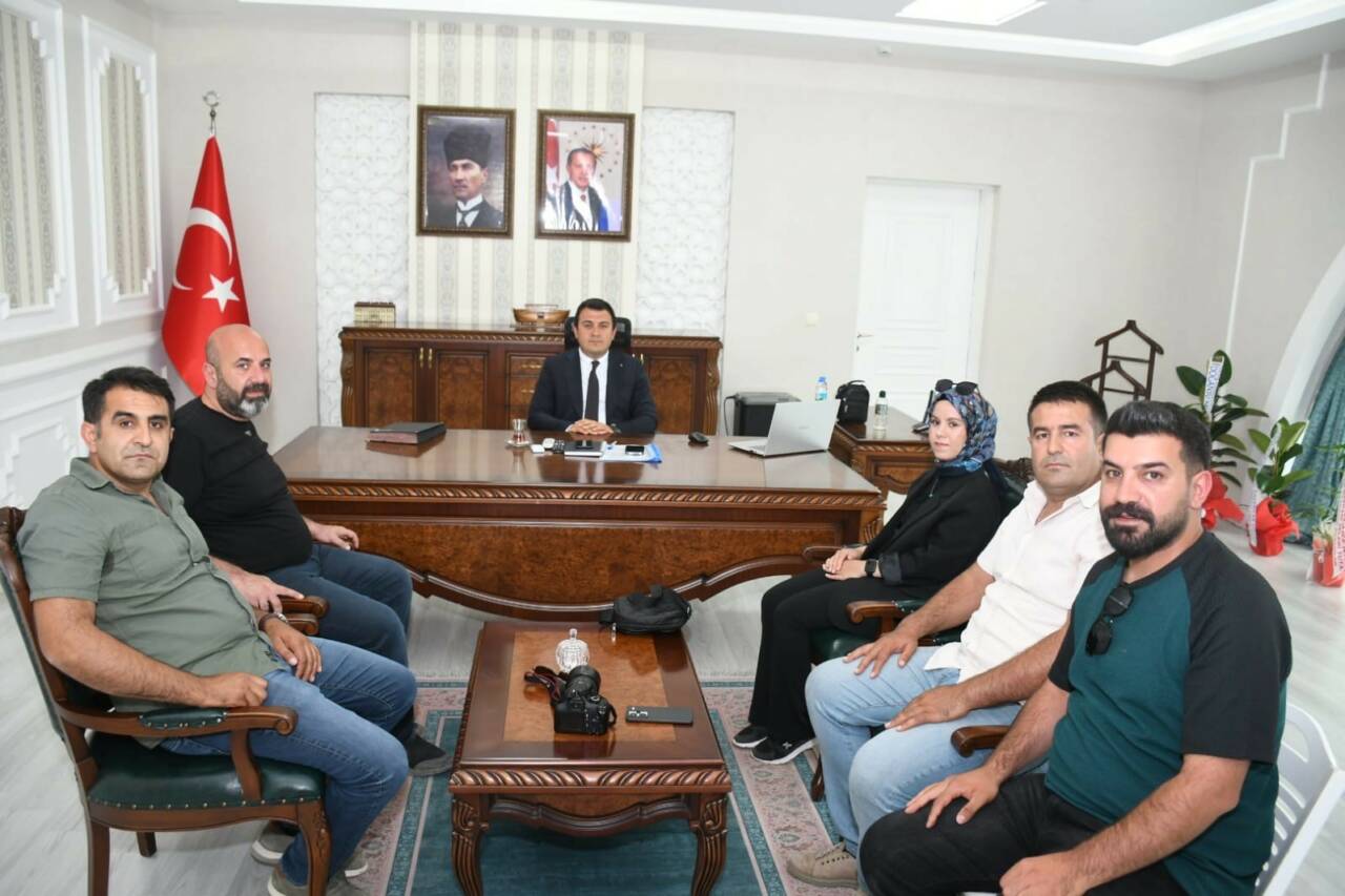 Patnos’a yeni atanan Kaymakam Burak Dertlioğlu’na, ilçedeki yerel ve ulusal