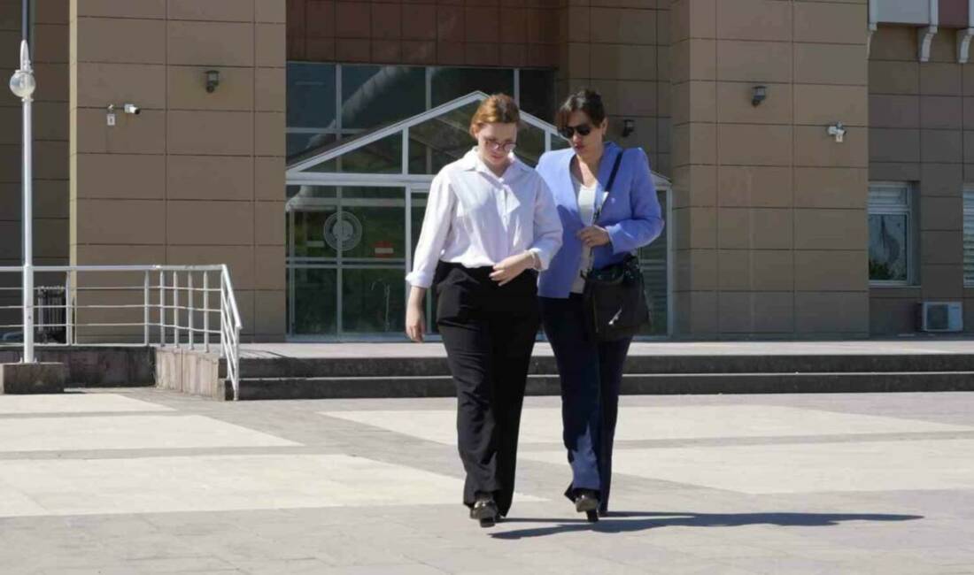 Hayatını kaybeden Manisa Büyükşehir Belediye Başkanı Ferdi Zeyrek’in aile fertleri