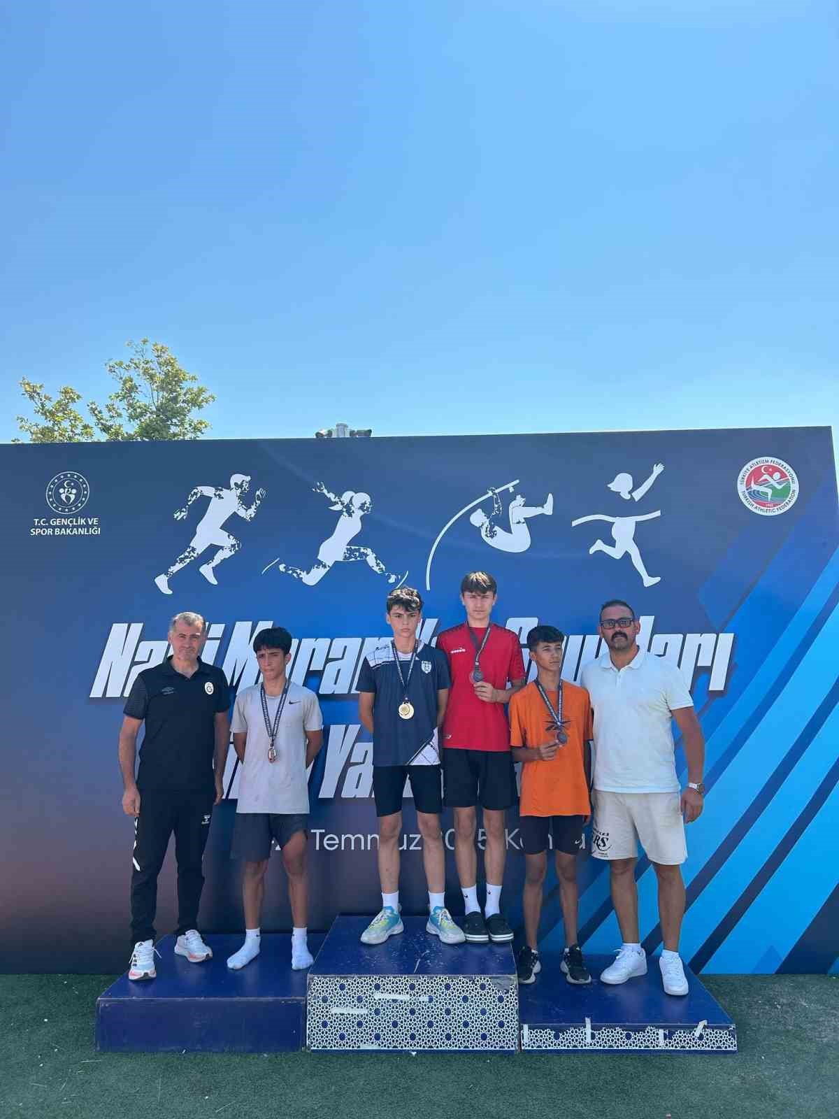 Konya’da düzenlenen Naili Moran Türkiye Şampiyonası’nda Bilecikli sporcu Ensar Döner,