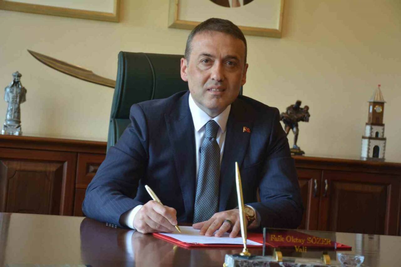 Bilecik Valisi Faik Oktay Sözer, önümüzdeki günlerde hava sıcaklıklarının 40