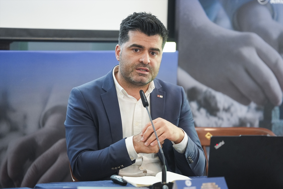 - Omran Stratejik Araştırmalar Merkezinden Dr. Yaser Tabbara:
- "Devlet, özel