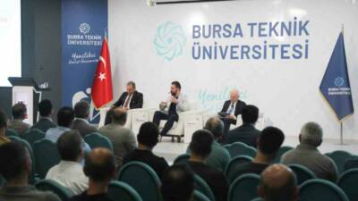 Bursa Teknik Üniversitesinde (BTÜ) düzenlenen “15 Temmuz’un Sosyo-Politik Anatomisi” başlıklı