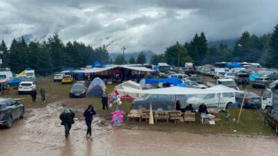 Artvin’de düzenlenen 44. Kafkasör Kültür ve Sanat Festivali’nde geceyi çadırda