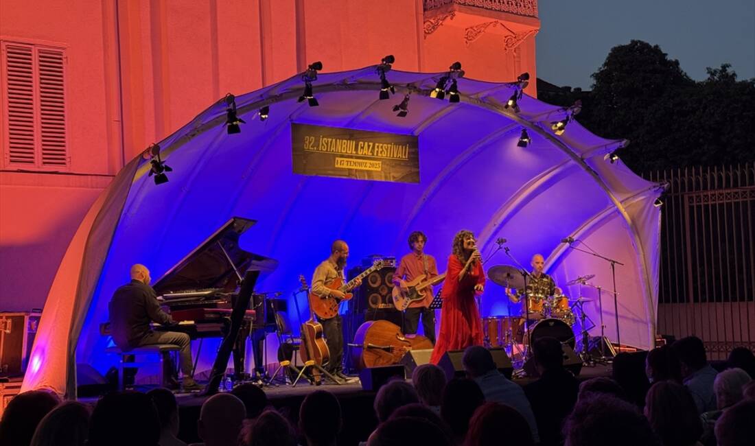 İSTANBUL (AA) – Caz müzisyeni Chiara Civello, İstanbul Kültür Sanat