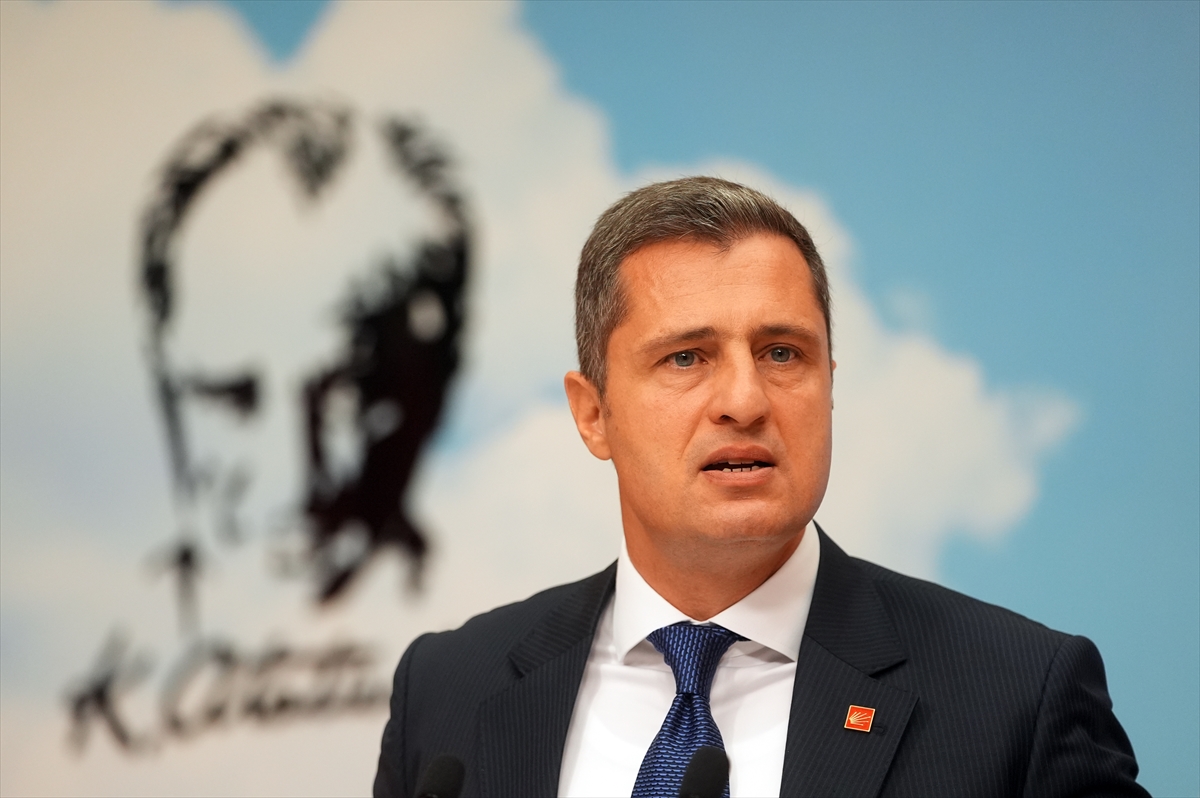 - "Türkiye'nin ana muhalefet partisi liderinin, son seçimlerde Türkiye'nin birinci