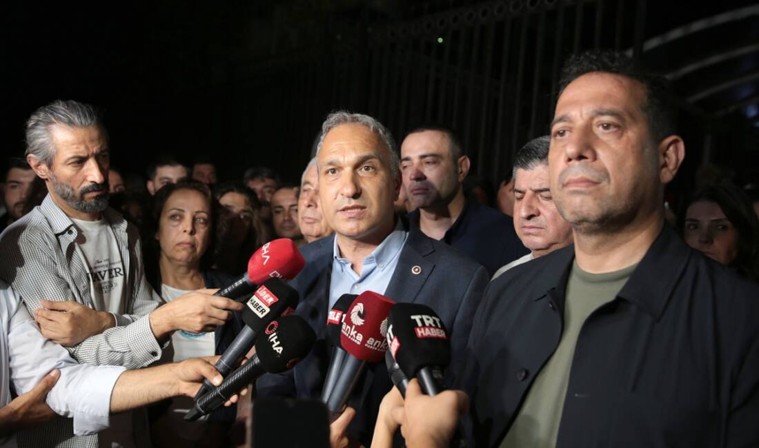 ANTALYA (AA) – CHP Grup Başkanvekili Ali Mahir Başarır ve