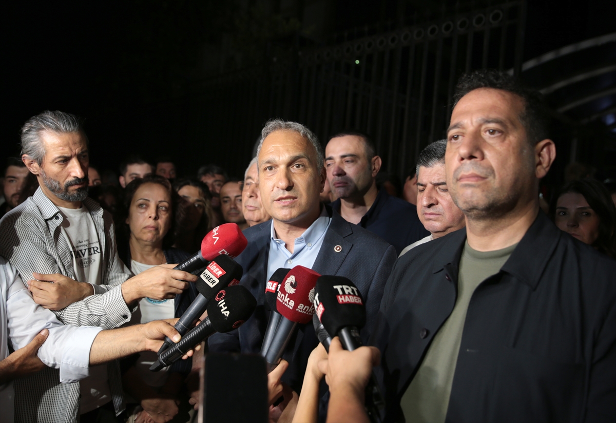 ANTALYA (AA) – CHP Grup Başkanvekili Ali Mahir Başarır ve