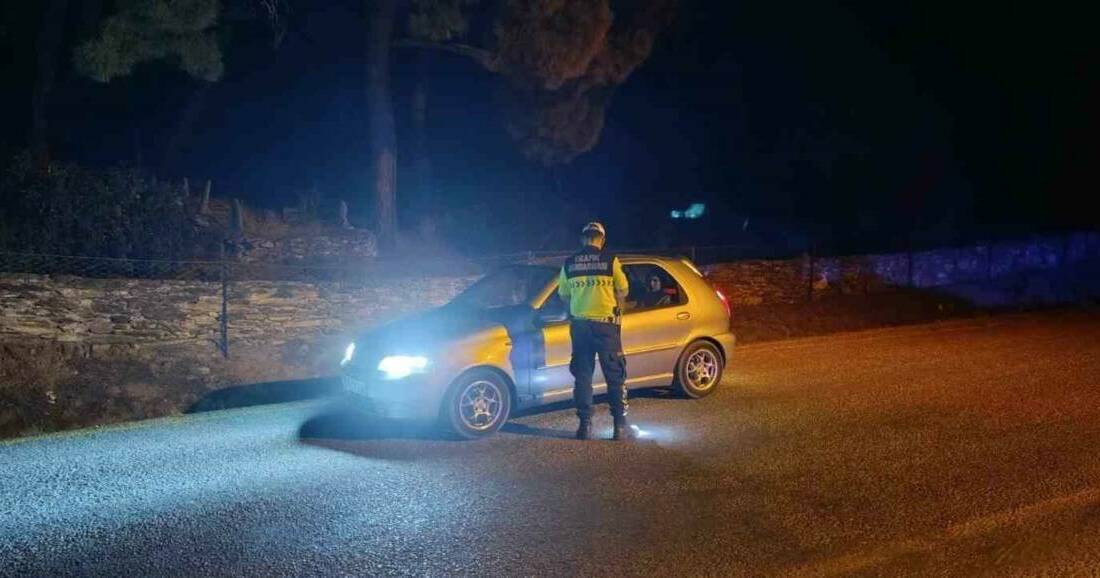 Aydın’ın Çine ilçesinde jandarma ekipleri tarafından gece saatlerinde ’Sıcak Nokta
