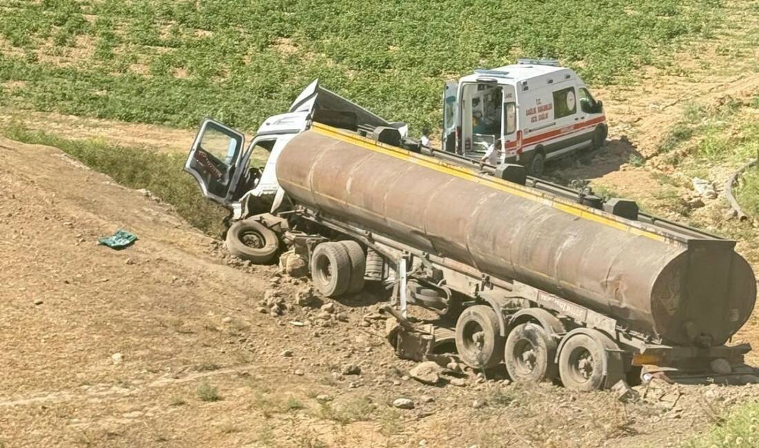 Şırnak’ın Cizre ilçesinde tır ile hafif ticari aracın çarpışması sonucu