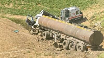Şırnak’ın Cizre ilçesinde tır ile hafif ticari aracın çarpışması sonucu