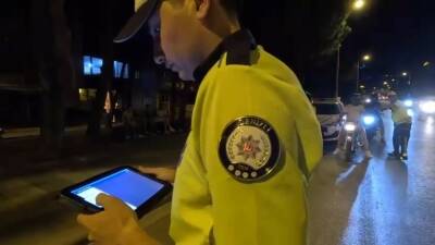 Denizli Emniyet Müdürlüğüne bağlı Trafik Denetleme Şube Müdürlüğü ekipleri motosiklet