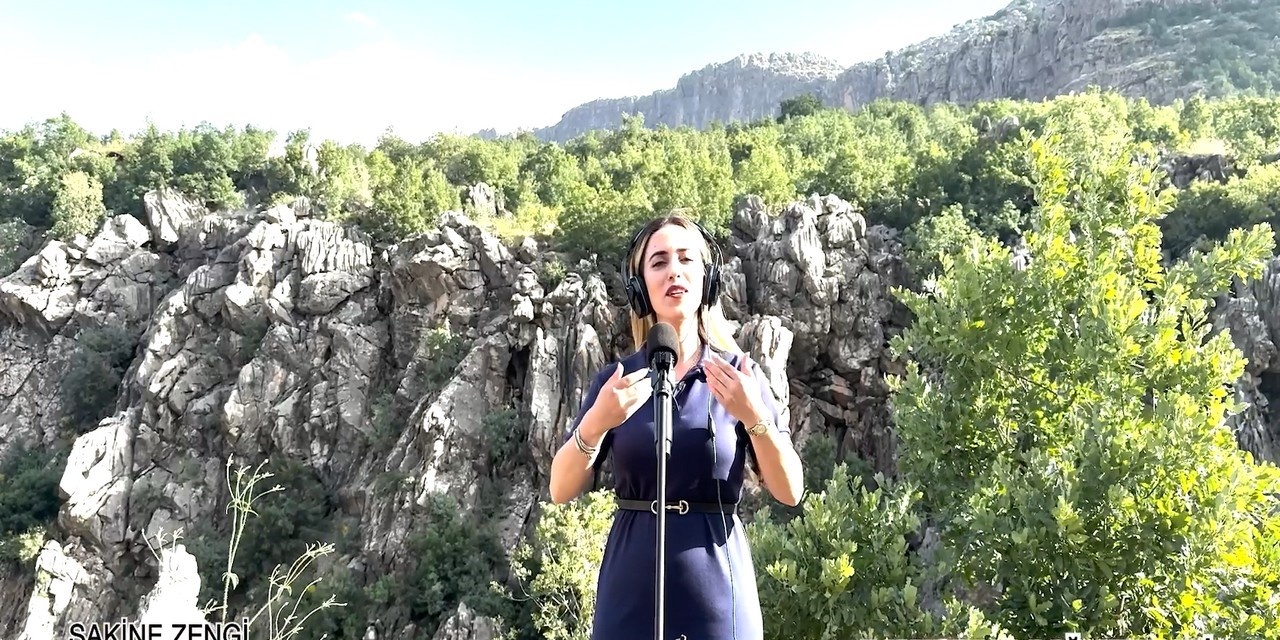 Hakkâri’nin Irak sınırındaki Derecik ilçesinde, öğretmenler tarafından hazırlanan klip, terörsüz