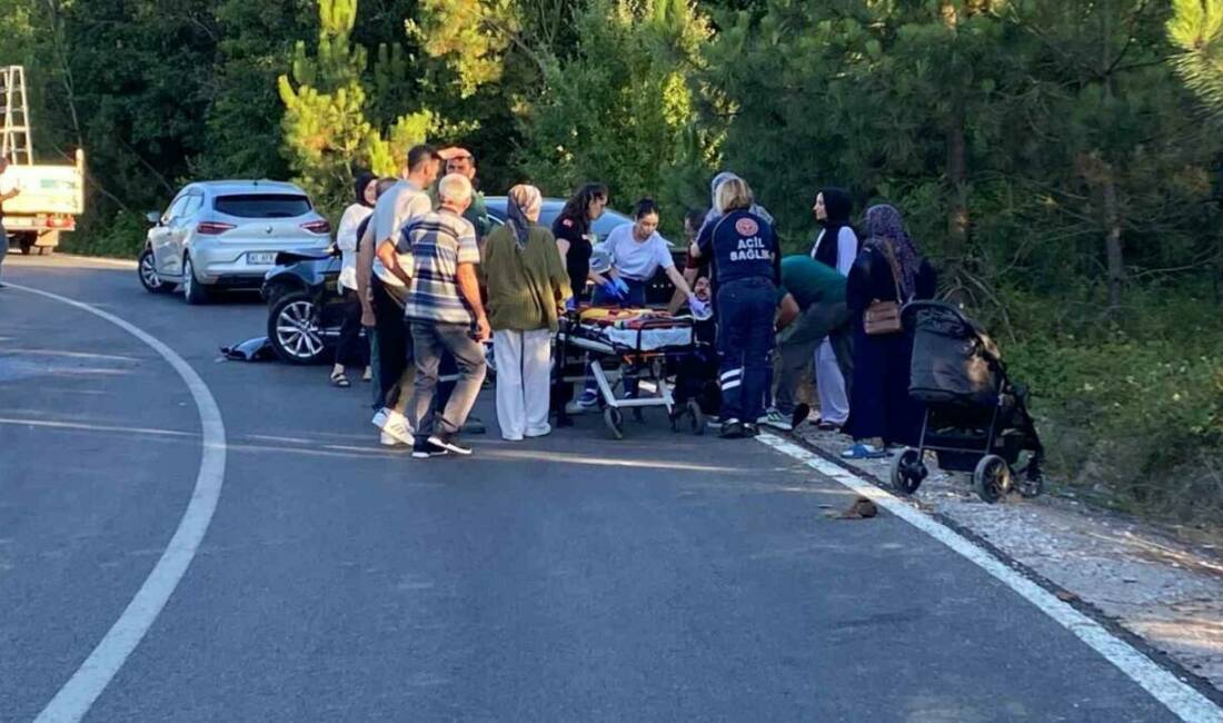 Kocaeli’nin Derince ilçesinde iki otomobilin çarpıştığı kazada 1 kişi yaralandı.