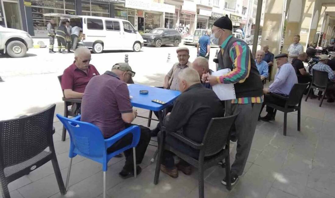 Çankırı’da vatandaşların farkındalığını arttırmak için dilenci kılığına giren zabıta, 10