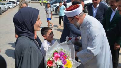 - "Ülkemiz genelinde 2 bine yakın Kur'an kursumuz var. Şu