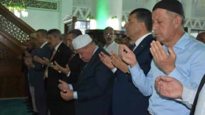 Diyanet İşleri Başkanı Ali Erbaş, Şırnak Ulu Camii’nde yatsı namazını