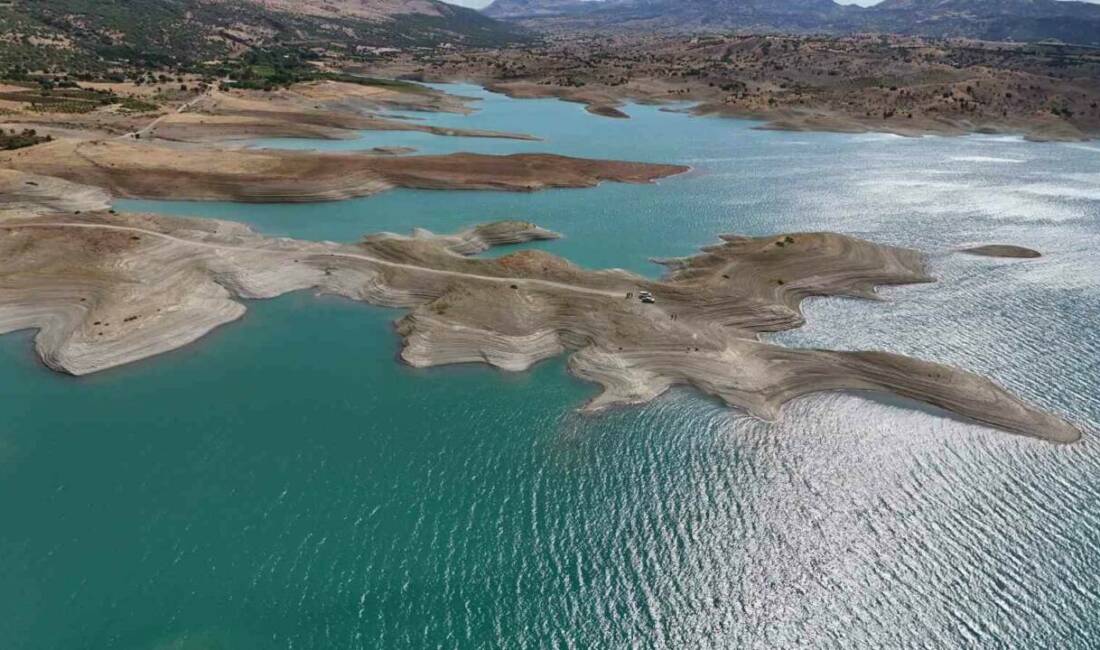 Diyarbakır’ın Maldivleri olarak bilinen Dicle Baraj Gölü’nün Ergani ilçesinde oluşturduğu