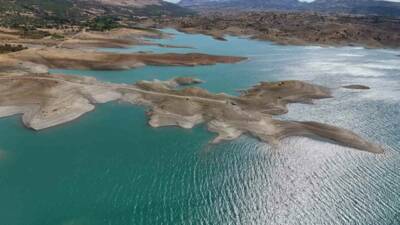 Diyarbakır’ın Maldivleri olarak bilinen Dicle Baraj Gölü’nün Ergani ilçesinde oluşturduğu