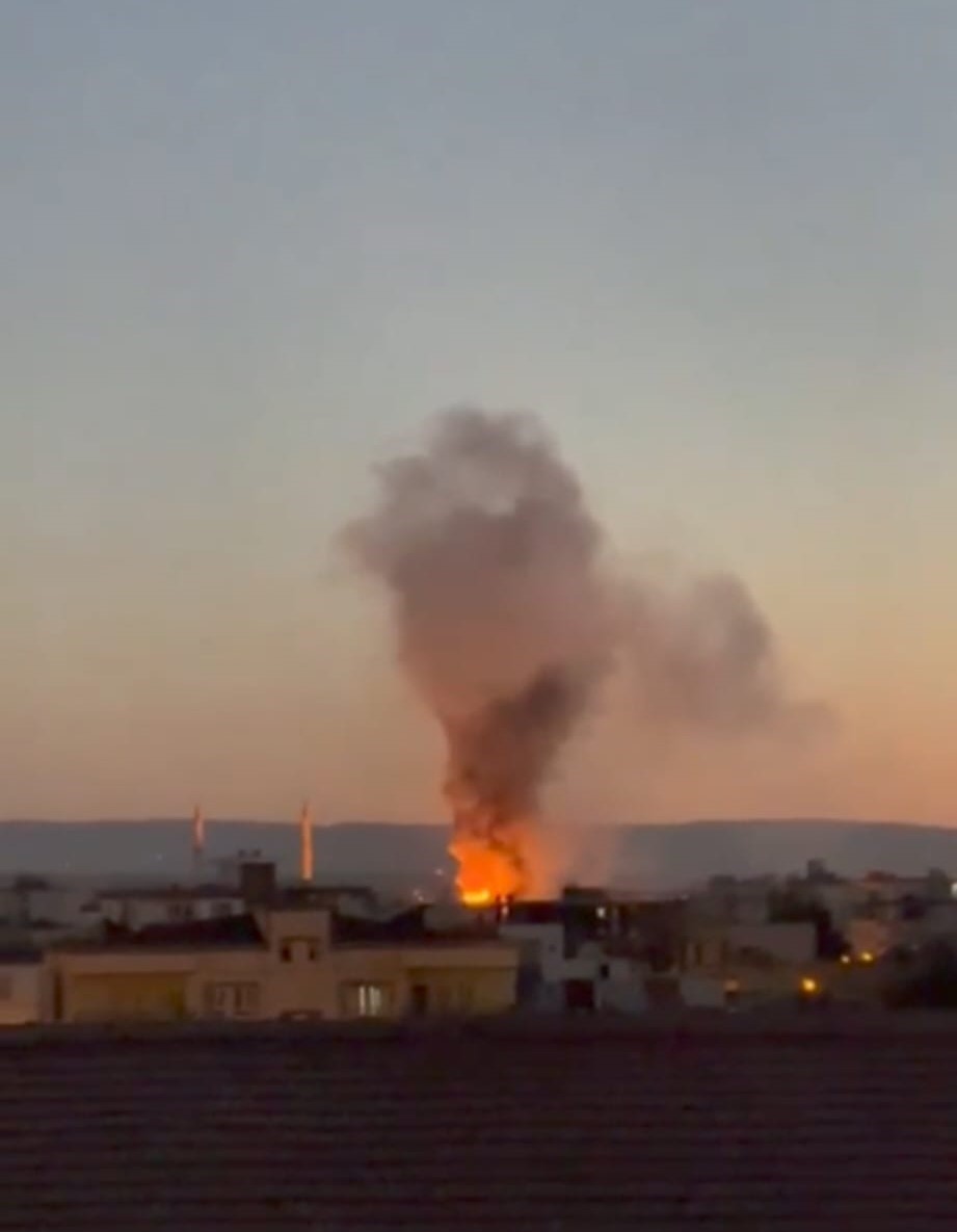 Batman merkez Pazaryeri Mahallesi’nde sabaha karşı düğün ve kına malzemeleri