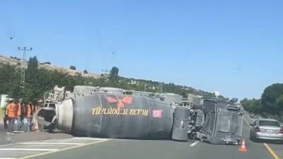 Elazığ’da beton mikserinin devrilmesi sonucu meydana gelen kazada, 1 kişi