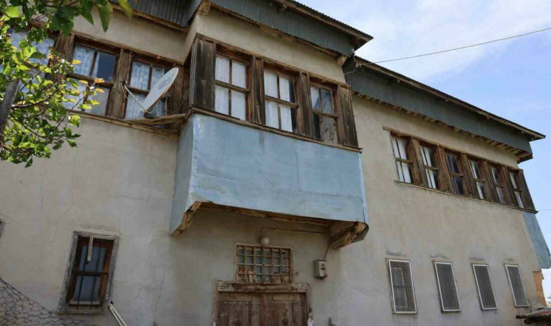 Elazığ’da milli mücadele döneminde Atatürk’ün yanında yer alan Hacı Feyzi