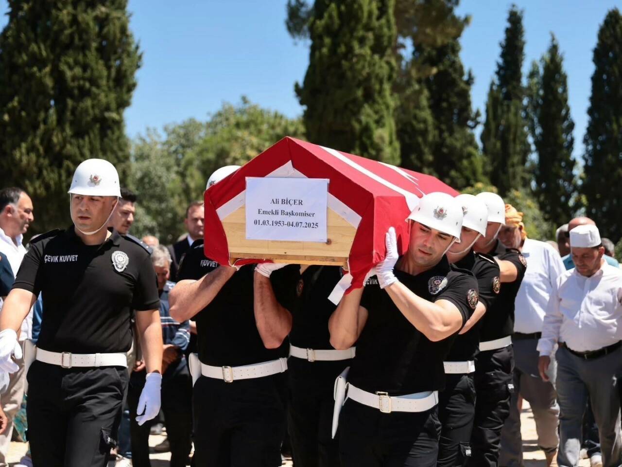 DENİZLİ (İHA) – Denizli’de geçirdiği kalp krizi sonucu hayatını kaybeden