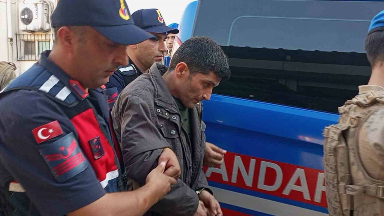 Zonguldak’ın Çaycuma ilçesine bağlı Perşembe beldesinde bir kadın, tartıştığı eşi