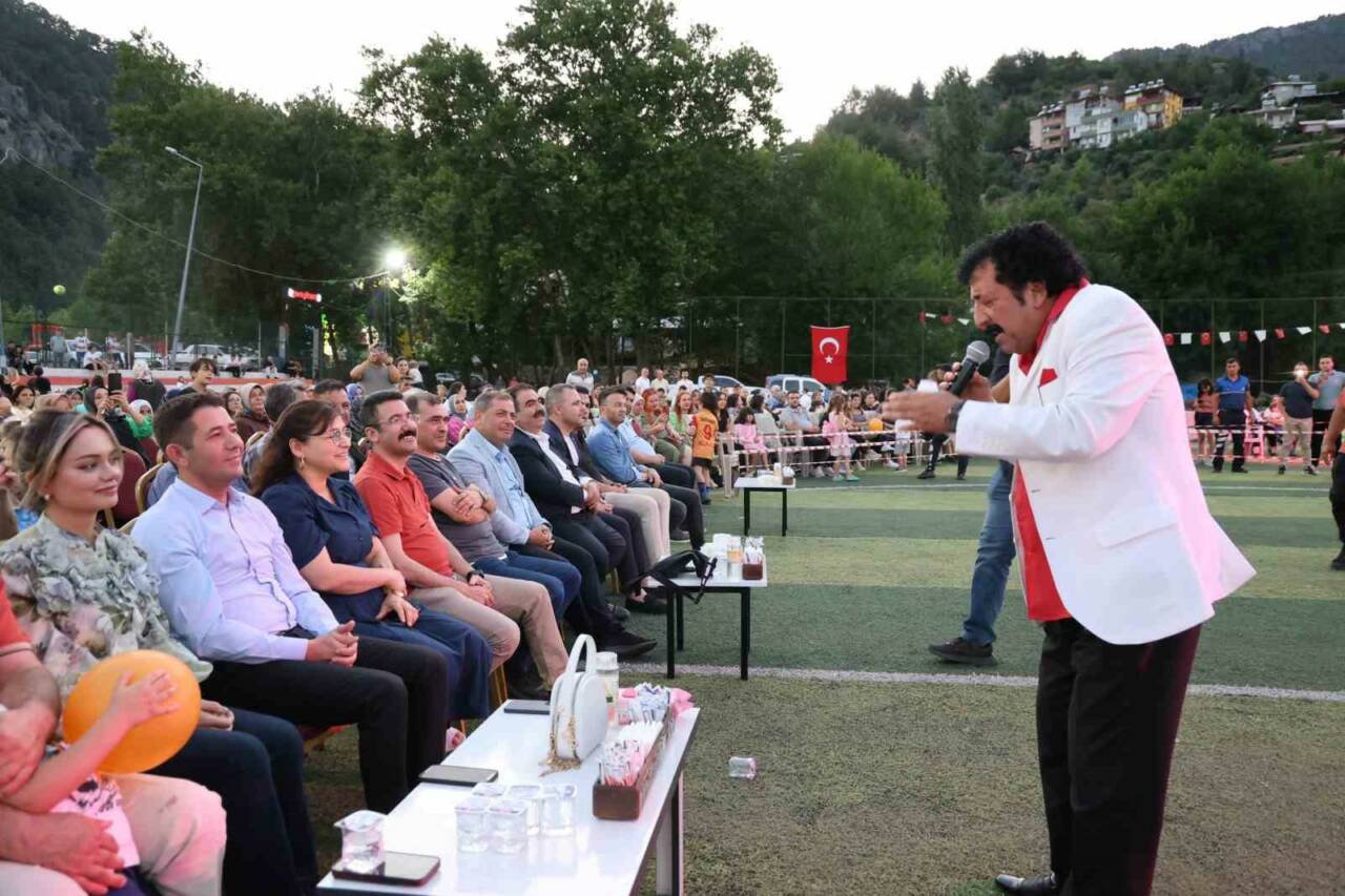 Adana’nın Feke ilçesinde 1970 yılında kurulan ve ilçenin ilk lisesi