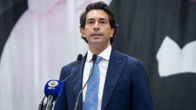 Fenerbahçe Kulübü Yüksek Divan Kurulu toplantısı - Fenerbahçe Kulübü Genel Sekreteri Burak Kızılhan:
"Türkiye'nin gelmiş geçmiş en