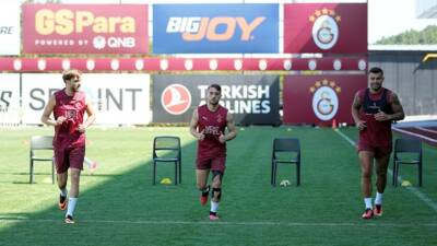 Galatasaray, 2025-2026 sezonu hazırlıklarını bugün yaptığı antrenmanlarla sürdürdü. Kemerburgaz Metin
