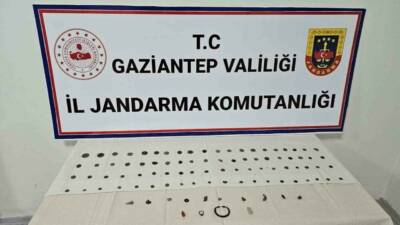 Gaziantep’te jandarma ekiplerince bir şahsın adresinde yapılan aramada tarihi eser