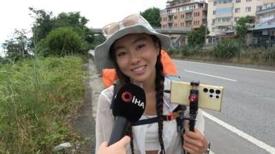 Sosyal medyada “Mhyochi” adıyla tanınan Güney Koreli gezgin Hyojeong Park,