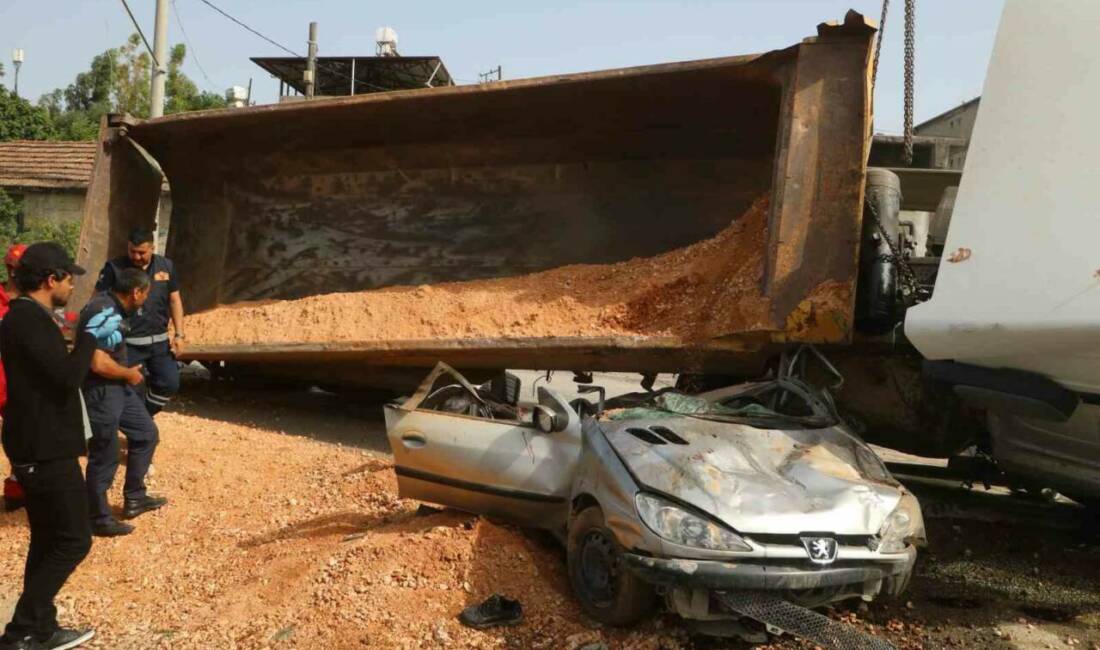 Hatay’da hafriyat kamyonunun ezdiği otomobilden yaralı olarak kurtulup 3 ameliyatla