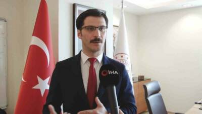 Halk Sağlığı Genel Müdürü Muhammed Emin Demirkol, artan hava sıcaklıklarına