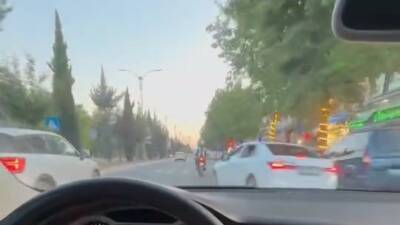 Elazığ’da aracıyla sağdan hatalı geçiş yapan sürücü direksiyon hakimiyetini zar