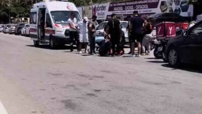 Hatay’ın İskenderun ilçesinde motosikletli kurye ile otomobilin karıştığı trafik kazasında