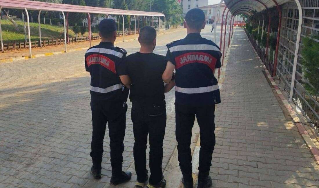 Gaziantep’te hırsızlık suçundan kesinleşmiş 15 yıl hapis cezasıyla aranan şahıs,