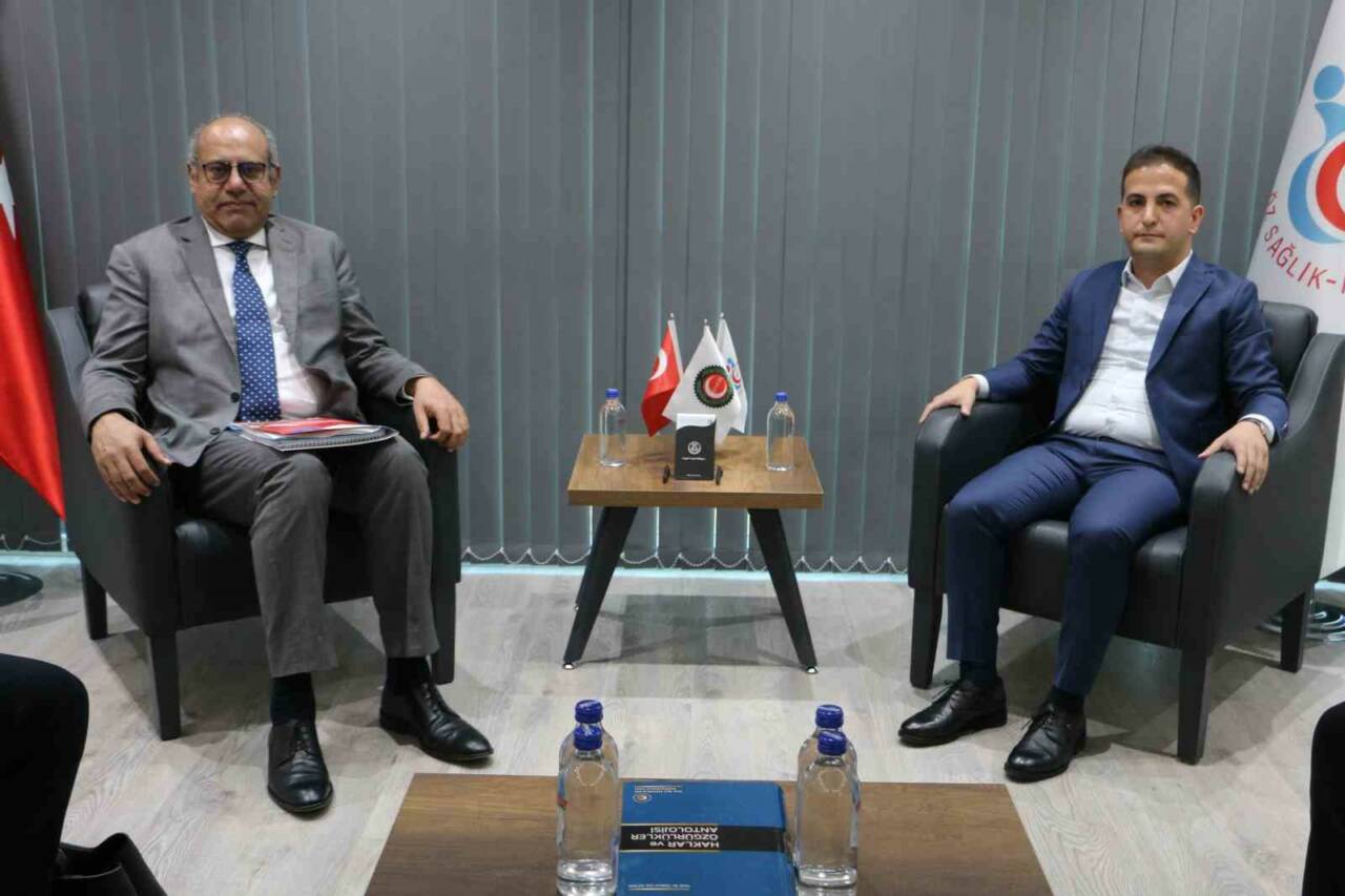 Uluslararası Çalışma Örgütü (ILO) Türkiye Ofisi Direktörü Yasser Hassan, HAK-İŞ